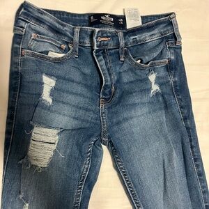 Hollister Mid Rise Super Skinny Jeans